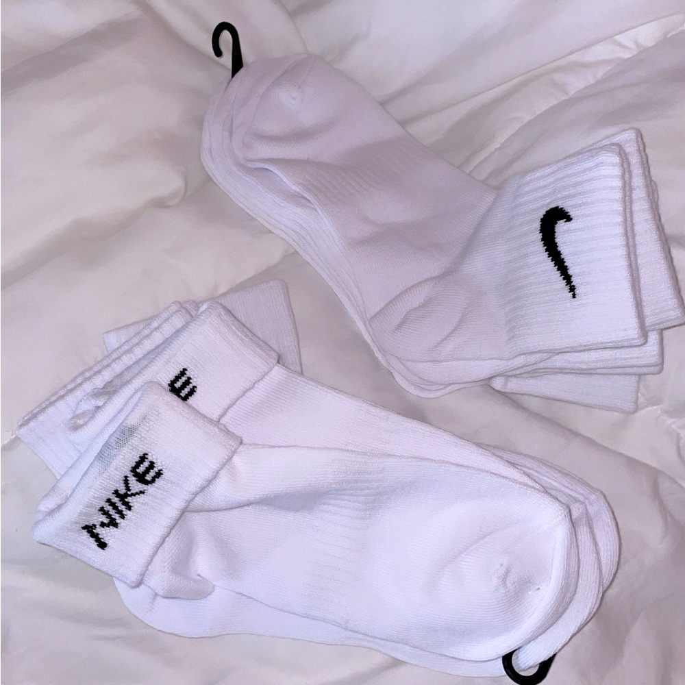 NIKE unique logo ankle socks (3 pairs)